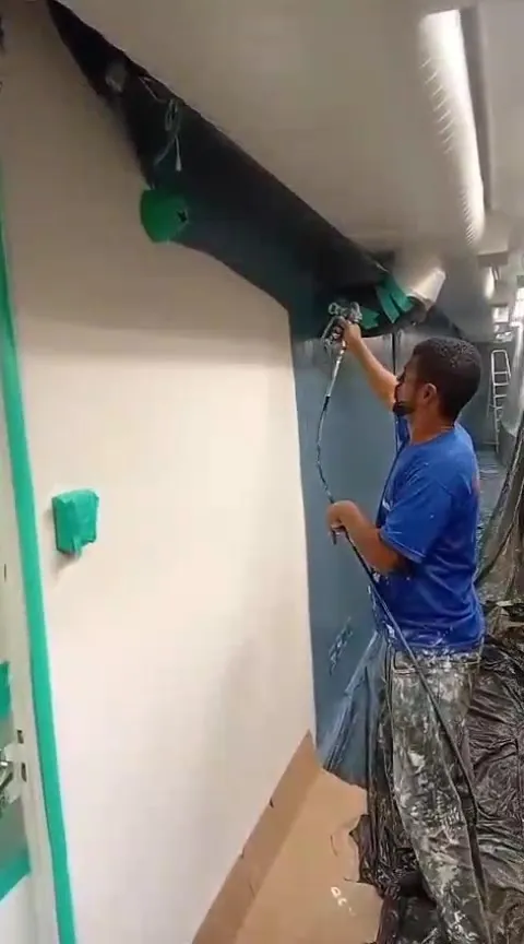 Pintor profissional no Recreio dos Bandeirantes